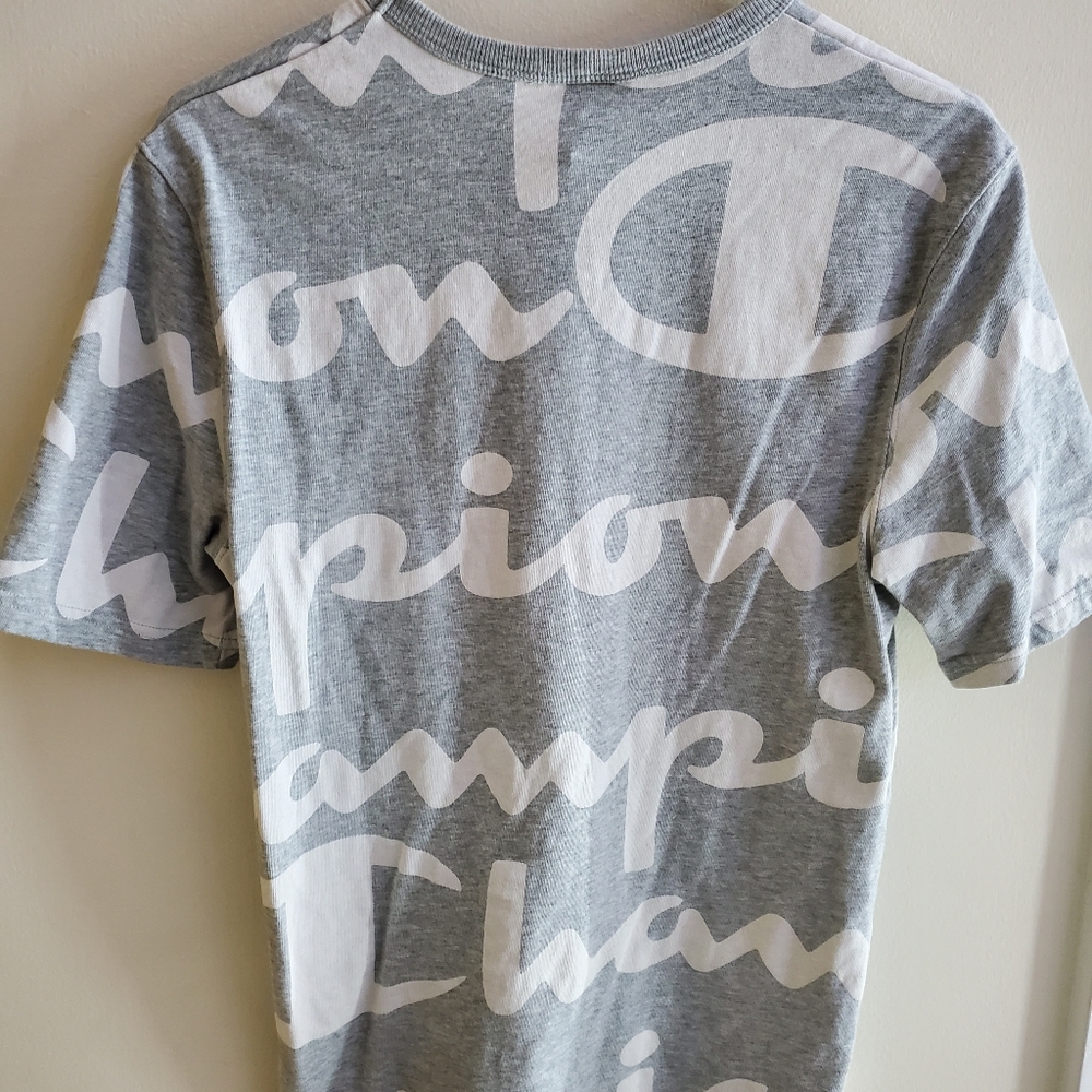 Champion tee - Picture 2 of 3